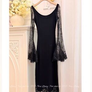 Knit Lace Long-Sleeve Midi Dress